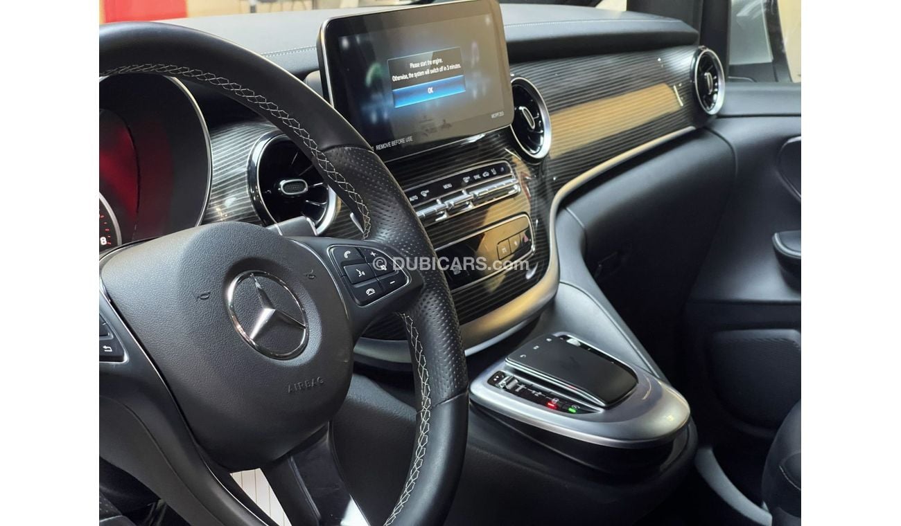 Mercedes-Benz V 250 4,042 PM I V Class I Leather Seats