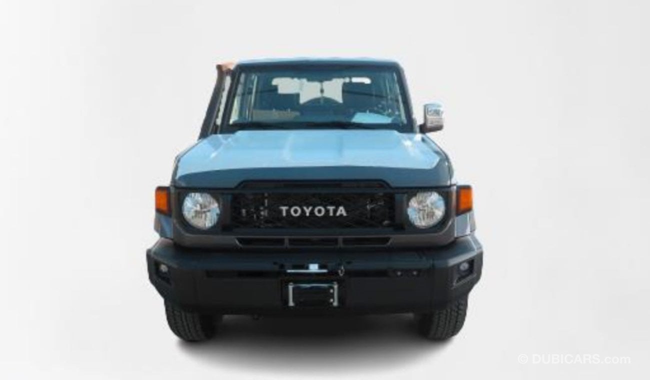 Toyota Land Cruiser Pick Up LHD LC 79 DC 2.8 DIESEL FULL OPTION 4X4 AT 24MY