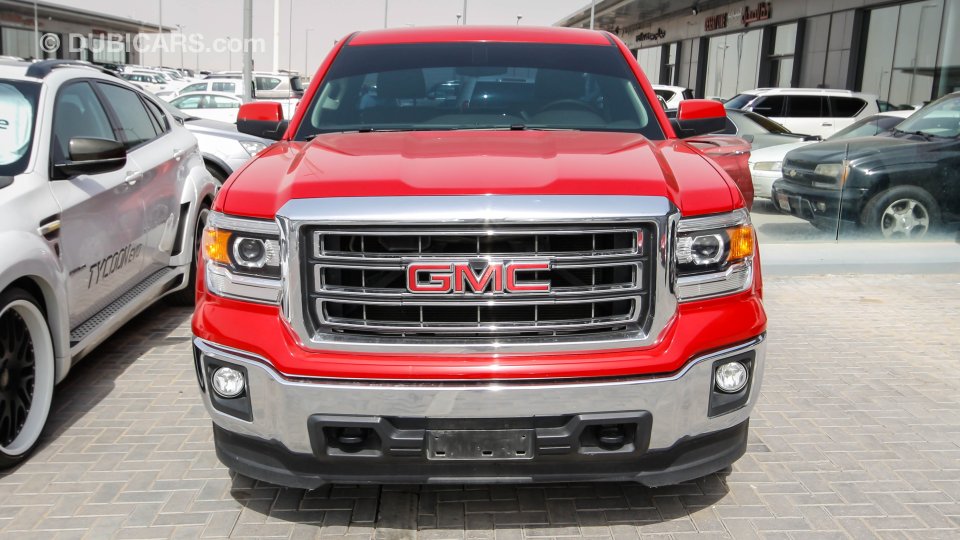 GMC Sierra SLE Z71 4X4 for sale: AED 88,000. Red, 2014
