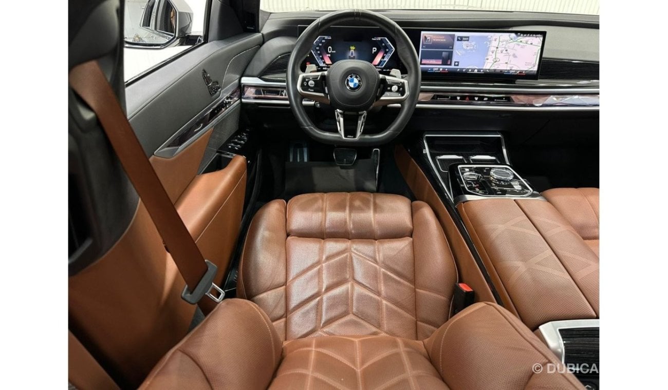 بي أم دبليو 740Li 2023 BMW 740li M-Sport, Feb 2028 BMW Warranty + Service Pack, Full Options, Low Kms, GCC