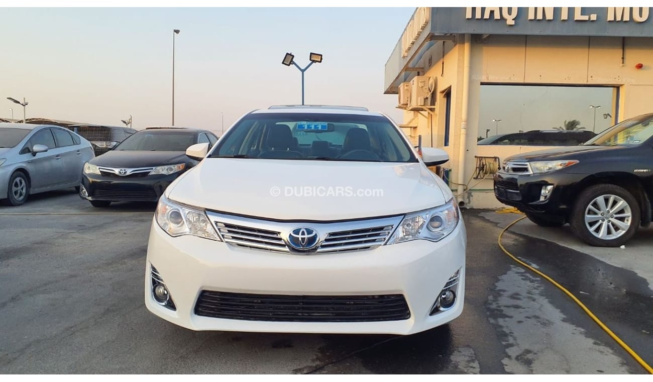 تويوتا كامري Toyota Camry XLE Hyrbrid