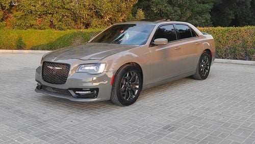 Chrysler 300s Chrysler 300s 2017 usa full opstions