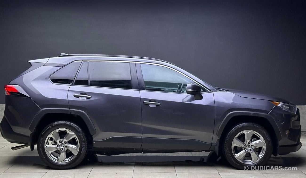 Toyota RAV4 XLE Full option