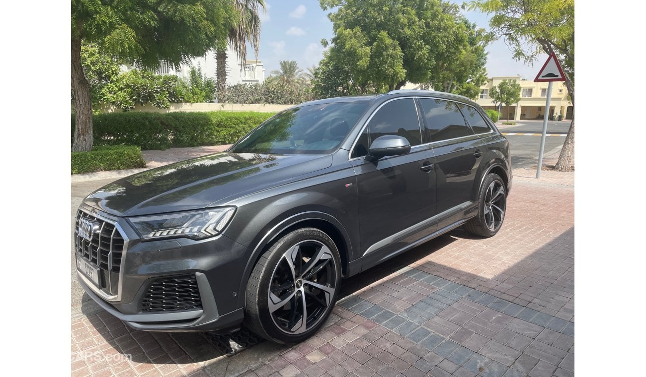 Audi Q7 55 TFSI quattro S-Line 3.0L