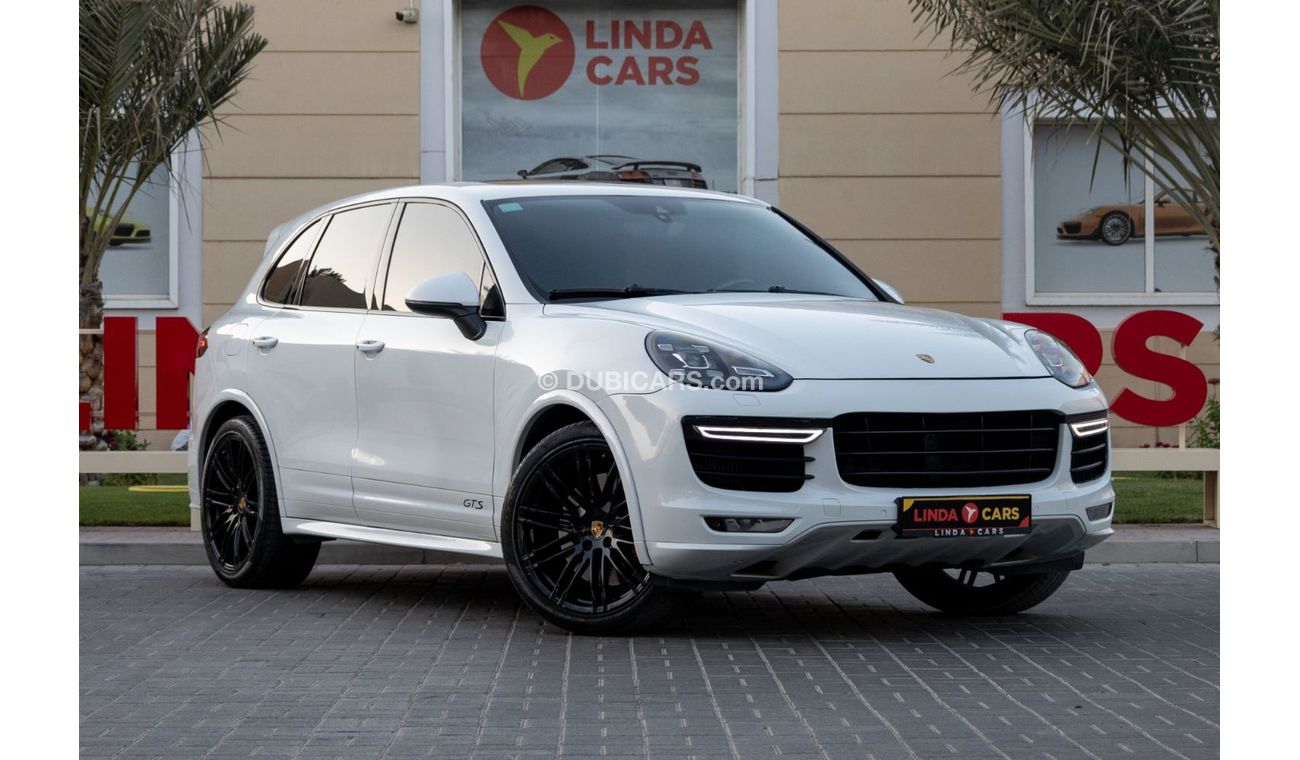 بورش كايان GTS 3.6L Porsche Cayenne GTS 2016 GCC under Warranty and Service Contract with Flexible Down-Payment