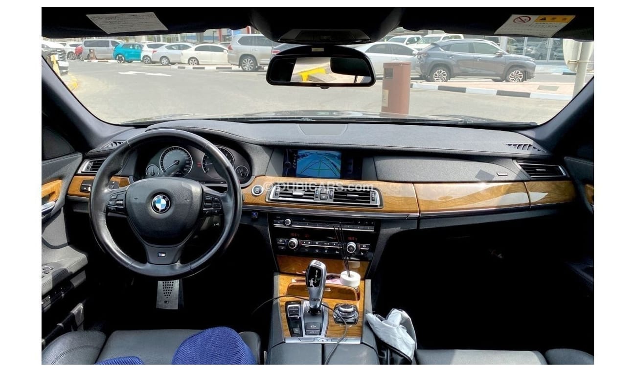 BMW 740Li Li Original M-Kit inside and outside 2010