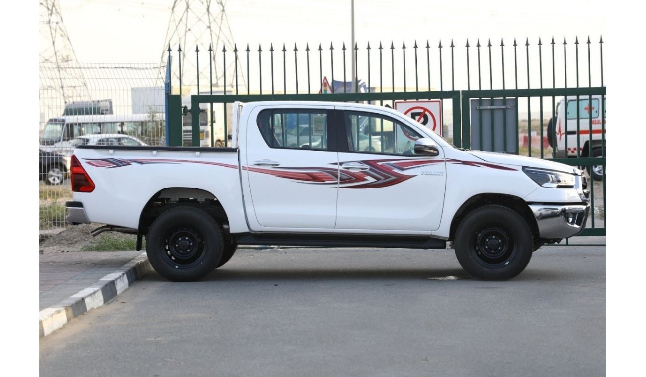 Toyota Hilux 2023 Toyota Hilux 4x4 DC 2.8 - Super White inside Maroon | Export Only