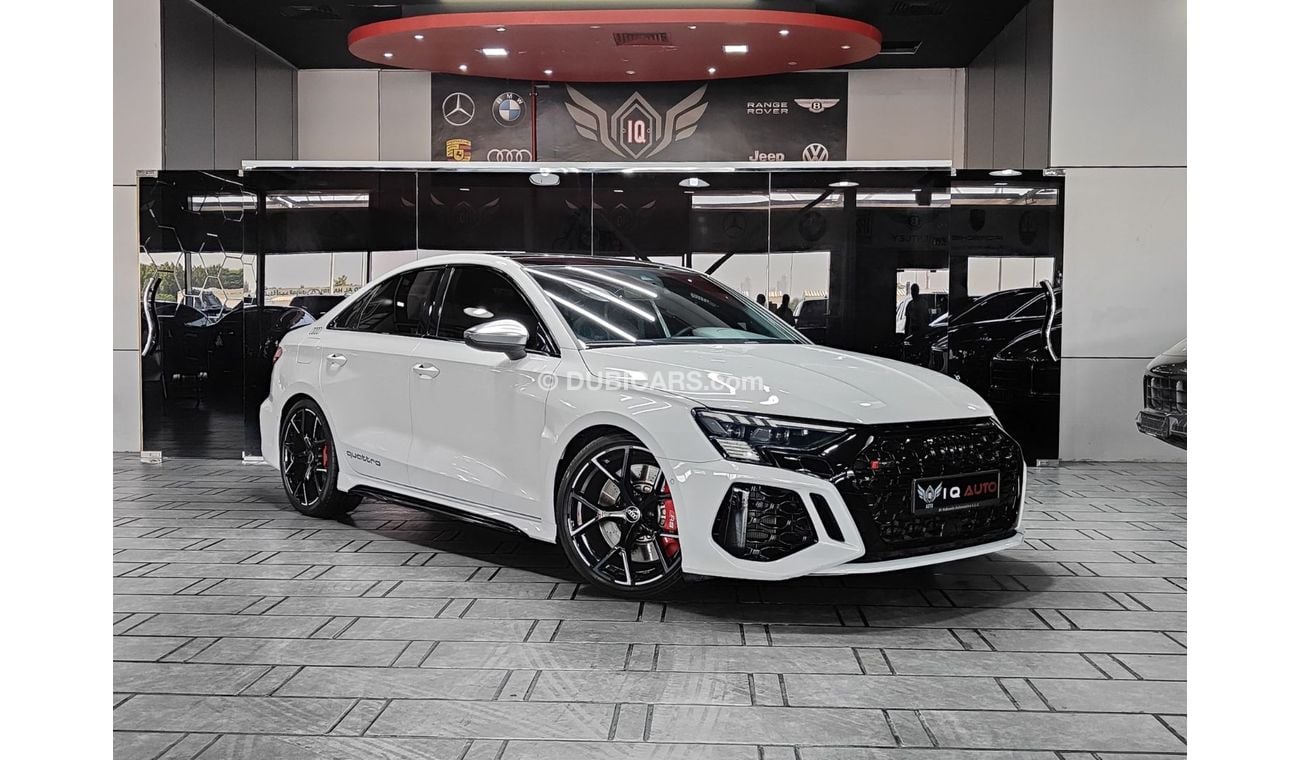 Audi RS3 TFSI quattro 2.5L Sedan AED 3,700 P.M | 2022 AUDI RS3 QUATTRO | AUDI WARRANTY AND SERVICE CONTRACT |