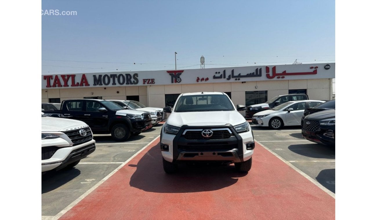 تويوتا هيلوكس TOYOTA HILUX 4.0 ADVENTURE WHITE 2025