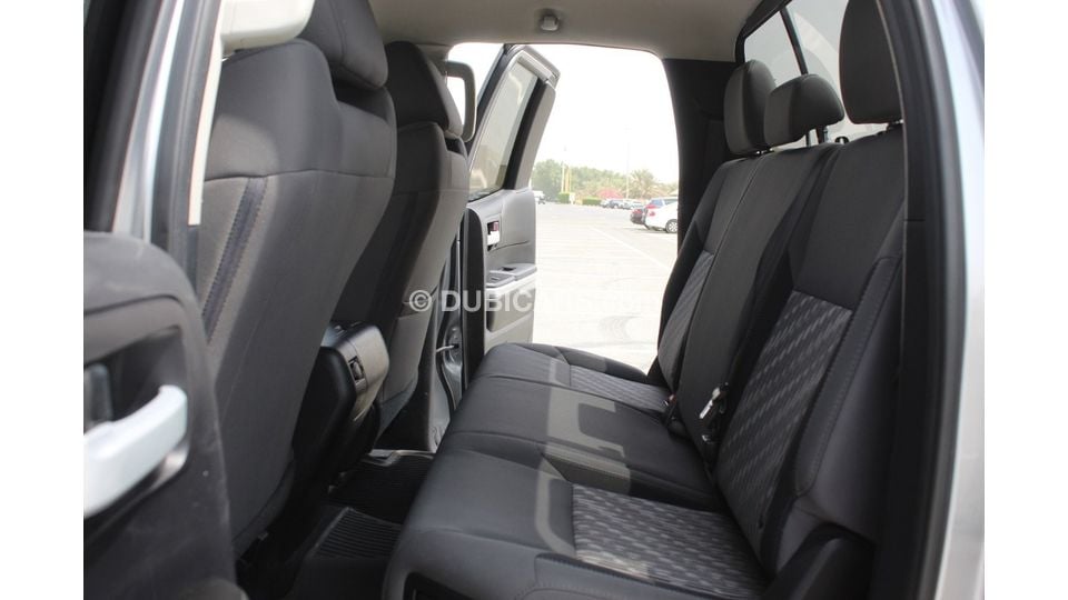 Used TOYOTA TUNDRA 2019 2019 For Sale In Dubai - 661578