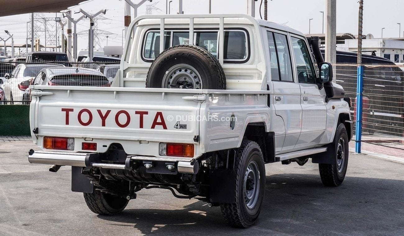 Toyota Land Cruiser Pick Up 2.8L Diesel Automatic Double Cabin