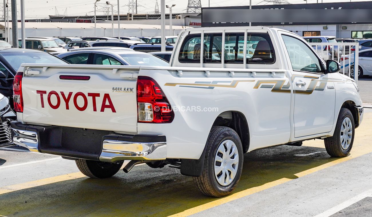 Toyota Hilux 2.7L M/T. 2WD