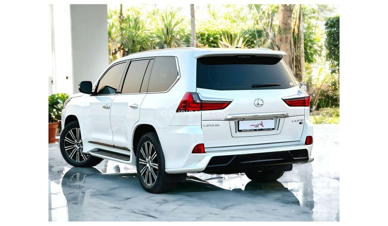 لكزس LX 570 AED 6,160 PM | LEXUS LX 570 5.7L V8 | FULL SERVICE HISTORY | UNDER WARRANTY | GCC | PLATINUM | 0% DP