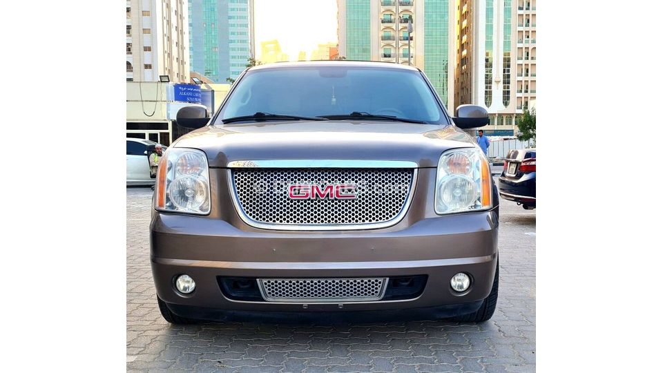 Used GMC Yukon MODIFIED YUKON DENALI 2011 GCC 2011 for sale in Dubai ...