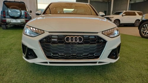 أودي A4 45 TFSI S لاين