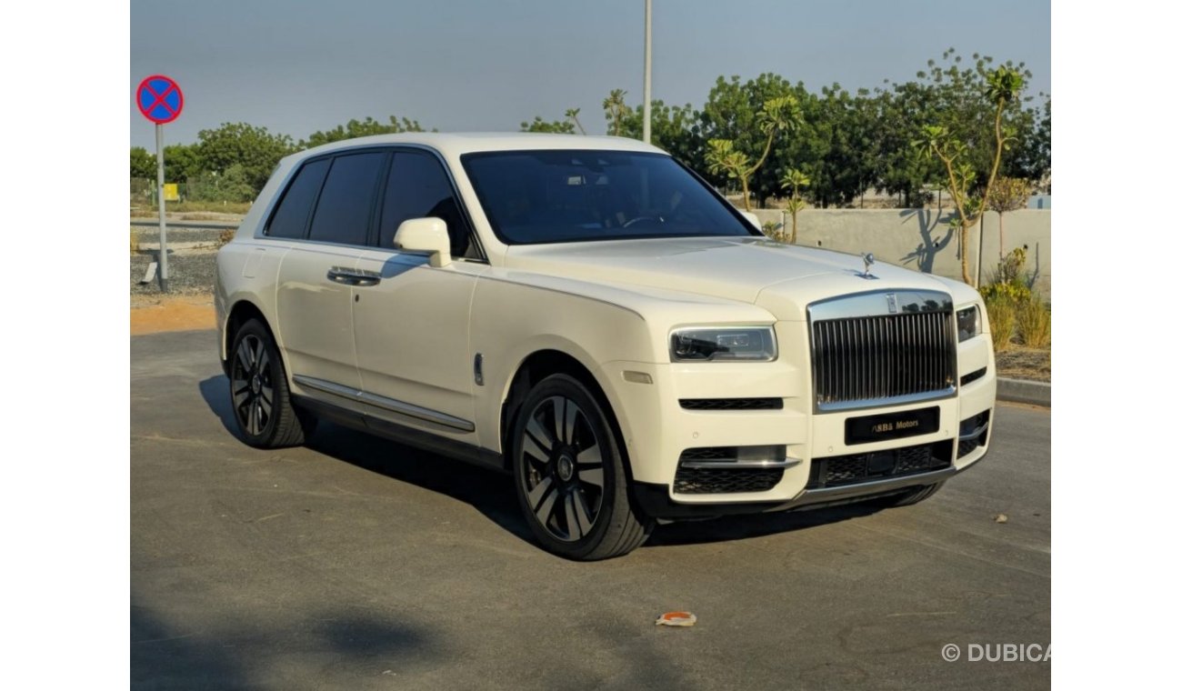 Rolls-Royce Cullinan Std 2022 - Silver Badge - GCC Under warranty and service contract - Starlight and head display - 279