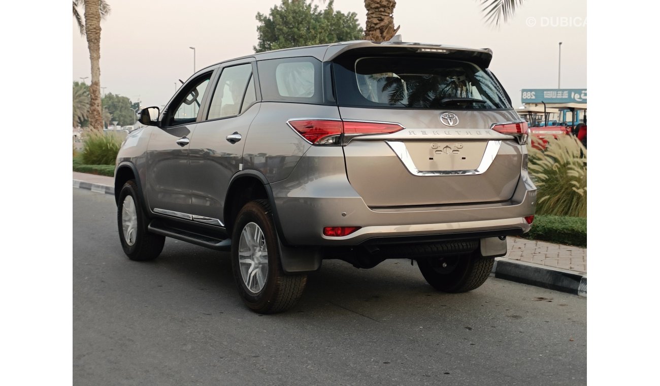 تويوتا فورتونر 2.7L PETROL, LEATHER SEATS / REAR PARKING SENSOR (CODE # 60012)