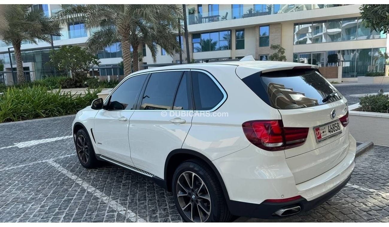 بي أم دبليو X5 40i Exclusive 3.0L