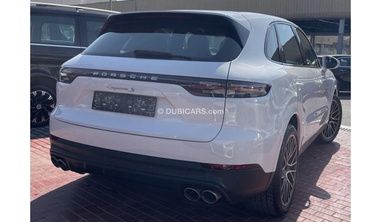 Porsche Cayenne S 2.9L (435 HP) S Original paint 2019 GCC