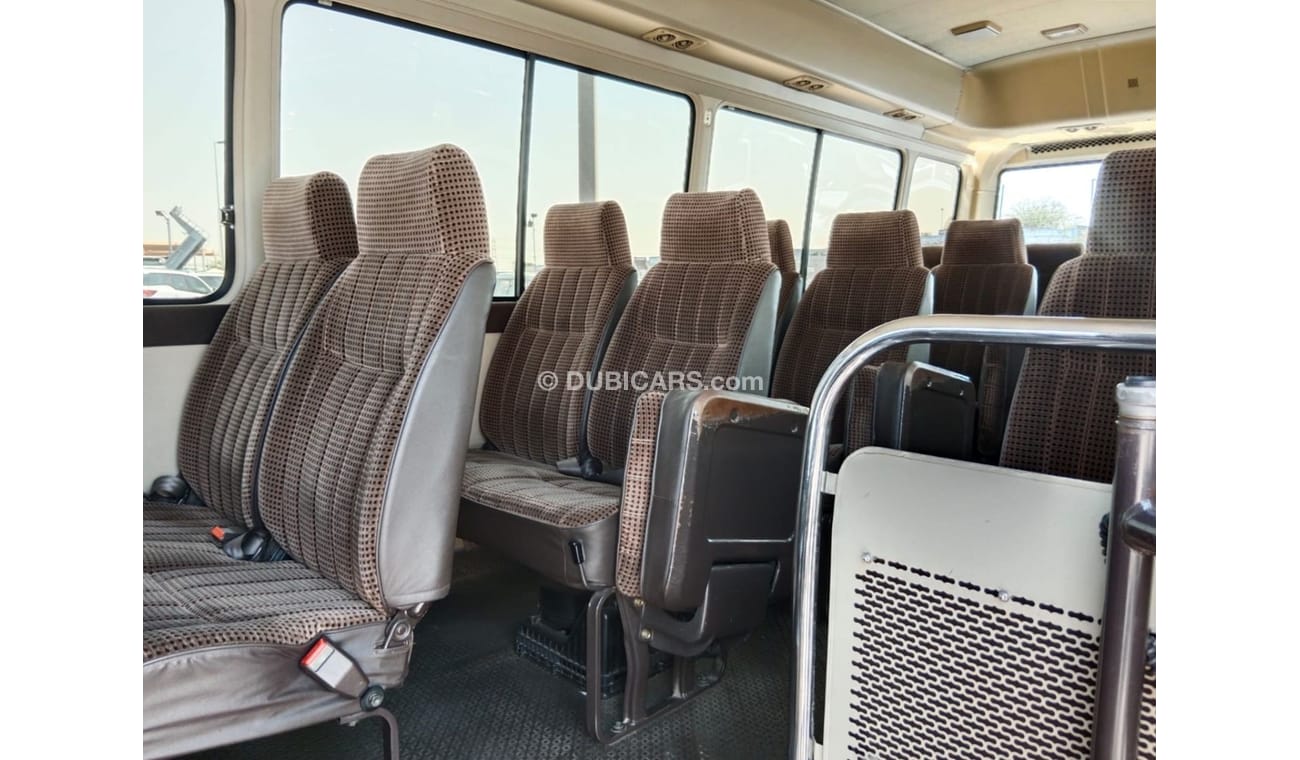 تويوتا كوستر TOYOTA COASTER BUS RIGHT HAND DRIVE (PM1290)