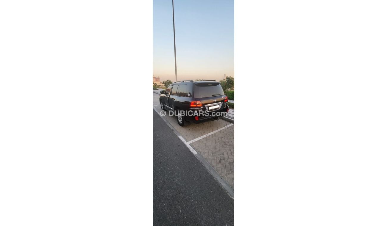 Toyota Land Cruiser EXR 4.0L 4WD