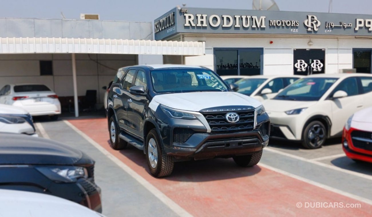 تويوتا فورتونر Toyota Fortuner 2.4L Diesel GCC MID 2024YM