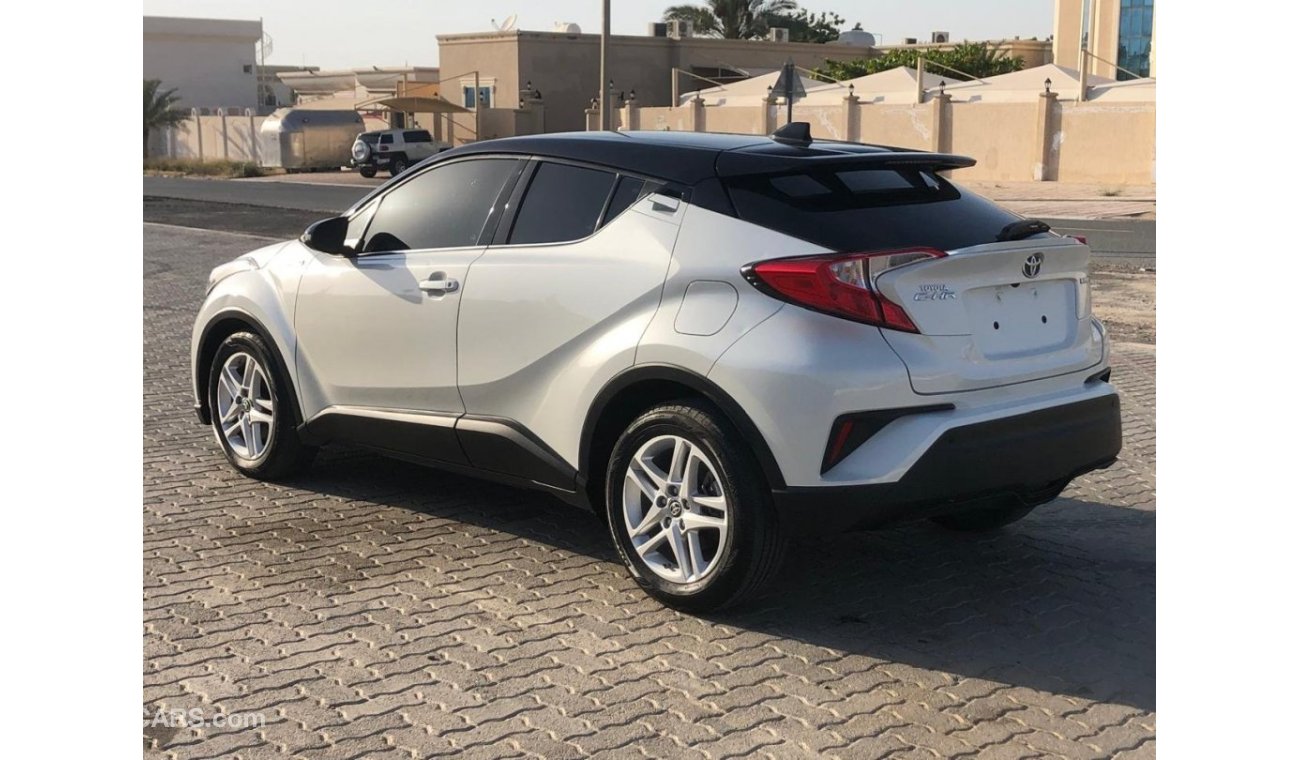 تويوتا C-HR Toyota C-HR Hybrid 2021 (1.8L) GCC Specs Full Option