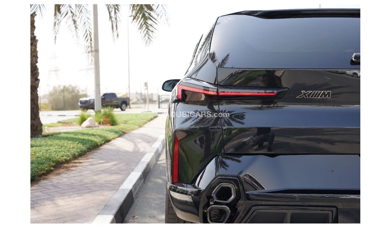 بي أم دبليو XM 2023 BMW XM HYBRID BLACK  0Km