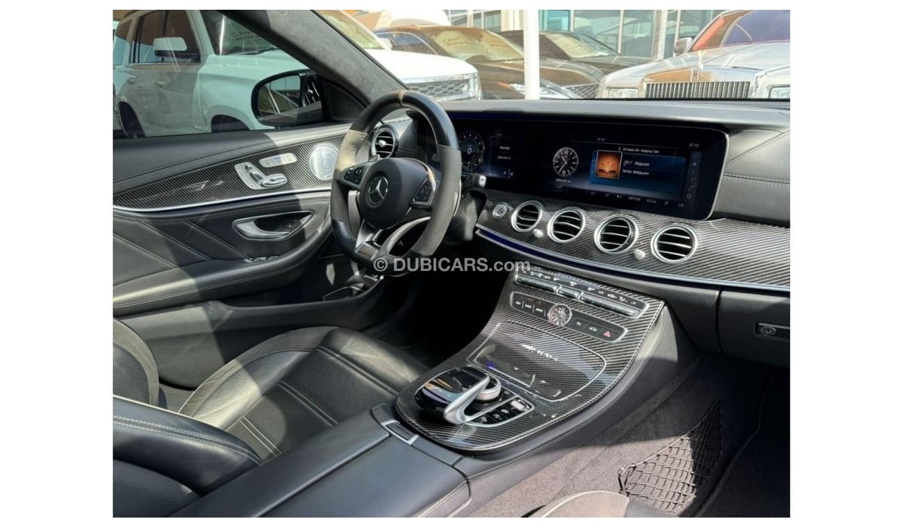 مرسيدس بنز E 63 AMG مرسيدس بنز E63s وارد كلين تاتيل فل اوبشن