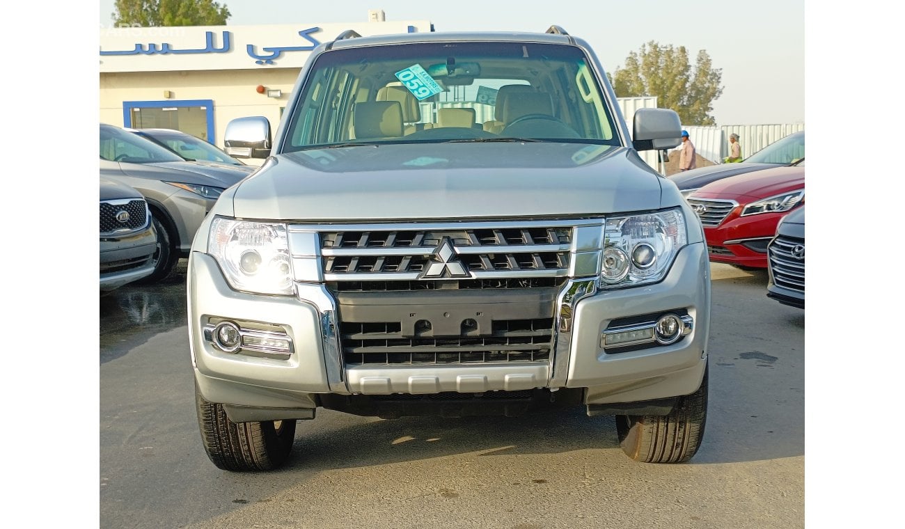 ميتسوبيشي باجيرو GLS 3.8L V6 PETROL / SUNROOF / DRIVER POWER SEAT / LEATHER SEATS / FULL OPTION (LOT # 15866)