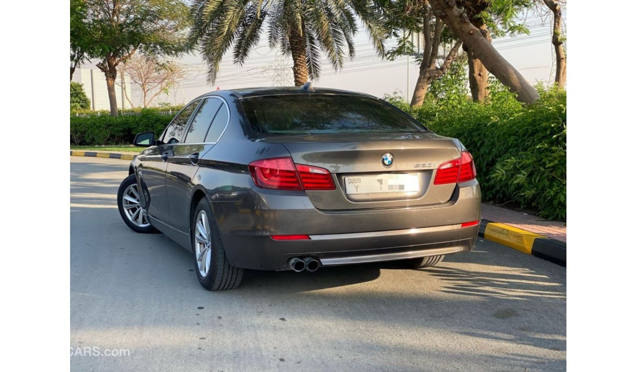 BMW 520i Exclusive 2013 BMW 520I GCC GOOD CONITIONS FULL SERVICES UPTODATE