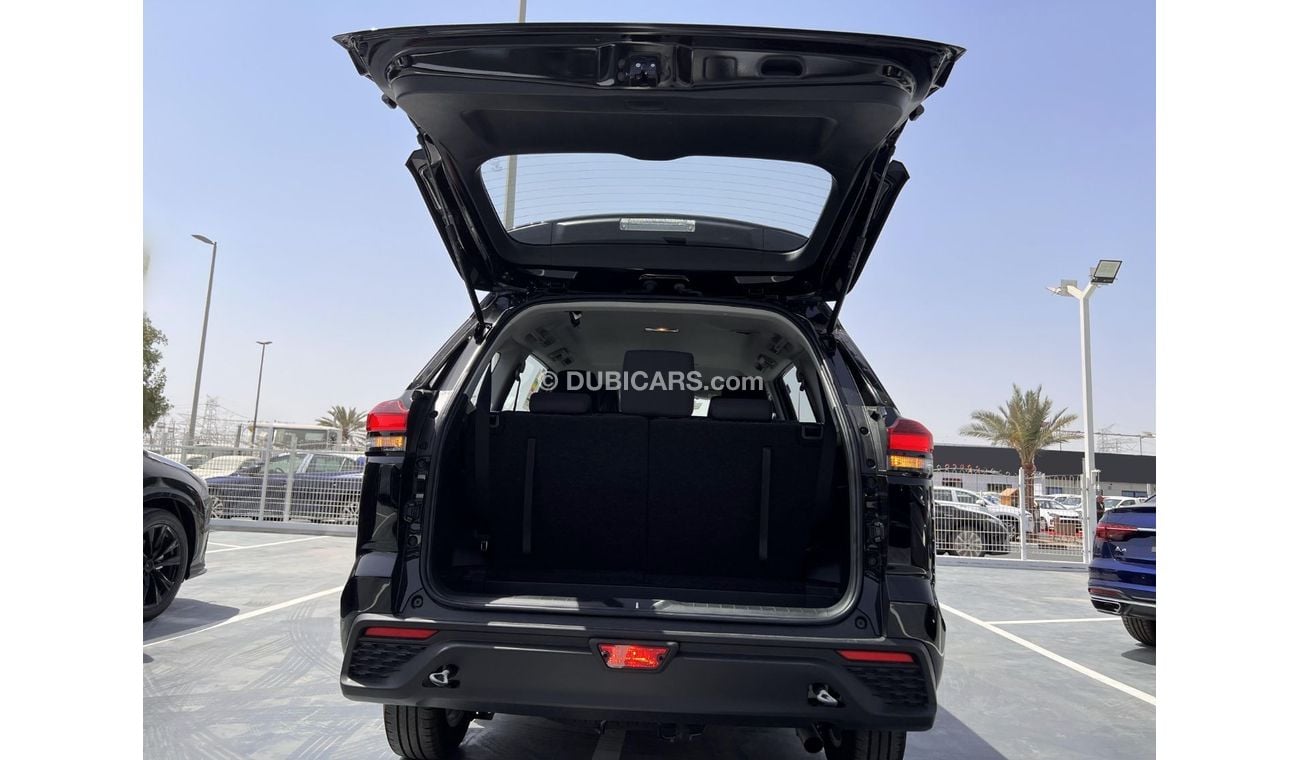 Toyota Innova 2024 Model Toyota Innova Standard-Option 2.0L 4-Cylinder Petrol FWD (GCC-Spec) Black Color