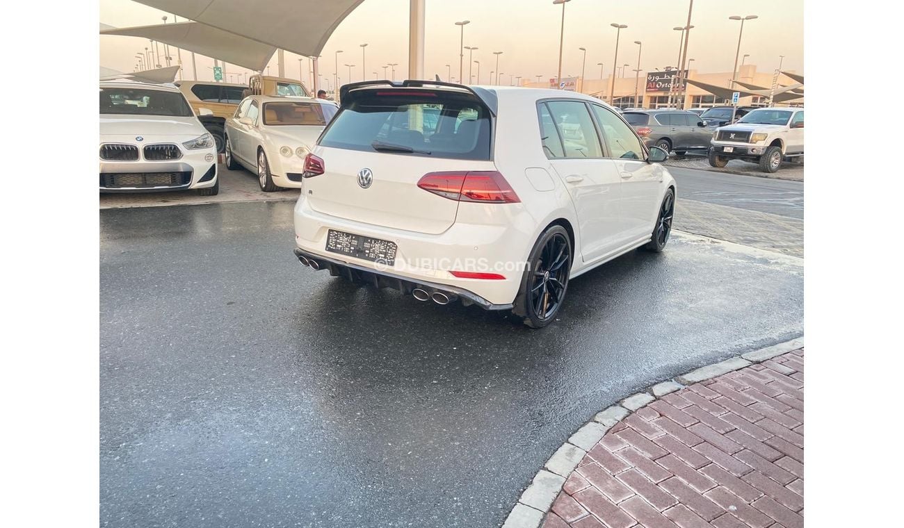 فولكس واجن جولف Volkswagen Golf R _GCC_2019_Excellent Condition_Full Specifications