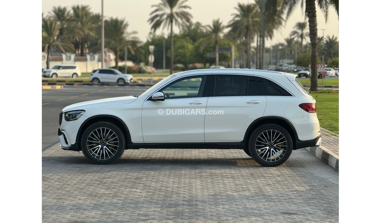 Mercedes-Benz GLC 300 AMG