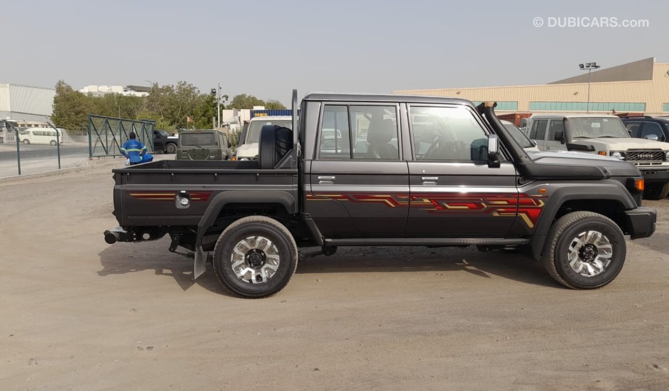 تويوتا لاند كروزر بيك آب LAND CRUISER GRJ 79 4.0 V6 AUTOMATIC FULL OPTION **التصدير فقط خارج الخليج** **EXPORT ONLY