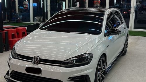 Volkswagen Golf R