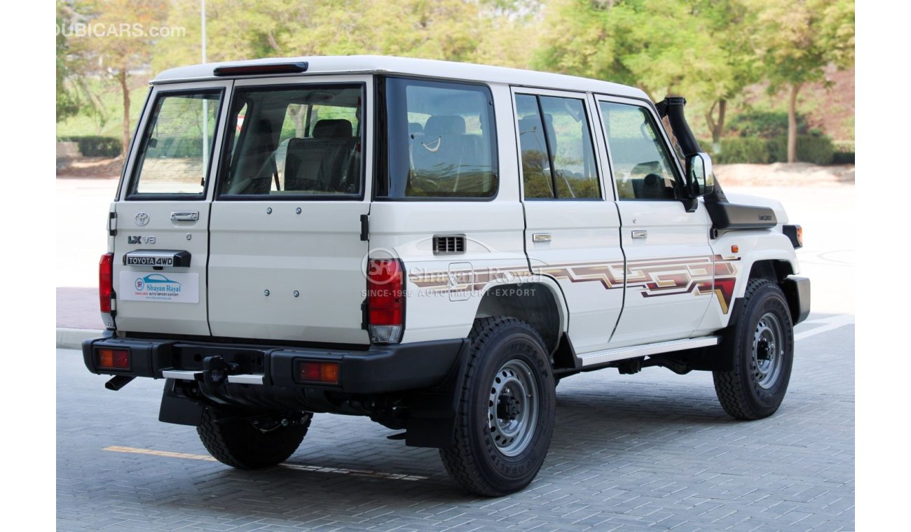 تويوتا لاند كروزر هارد توب LHD LC76 4.5L TDSL-E V8 4WD 5DR 5S MT 2024MY