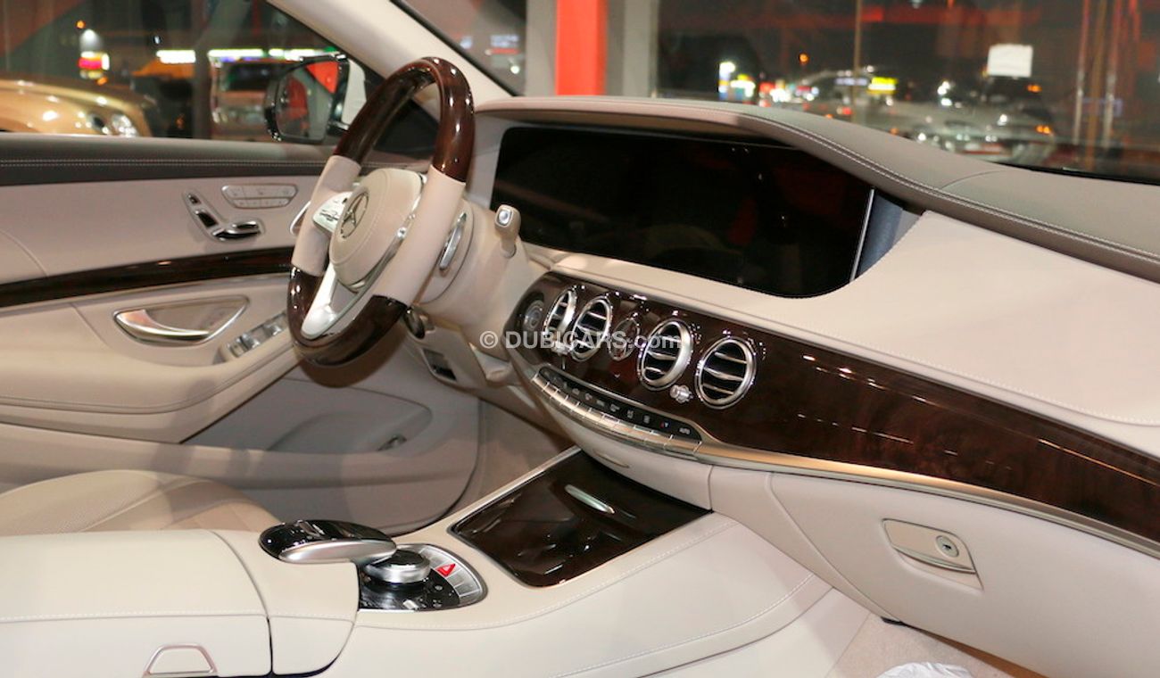 Mercedes-Benz S 560