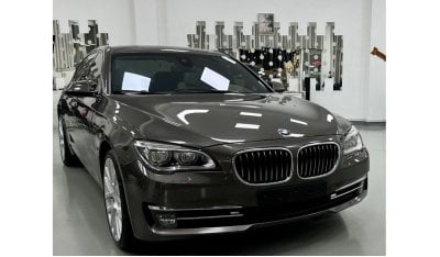 BMW 750Li Exclusive GCC .. Low  Milgea .. Perfect Condition .. V8 .. Top Range