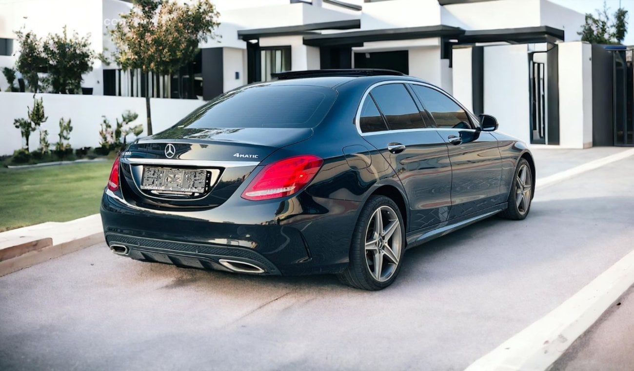 Mercedes-Benz C 300 Luxury AED 945 PM | Mercedes C300 AMG 2018 | CANADIAN SPECS | NO ACCIDENT HISTORY