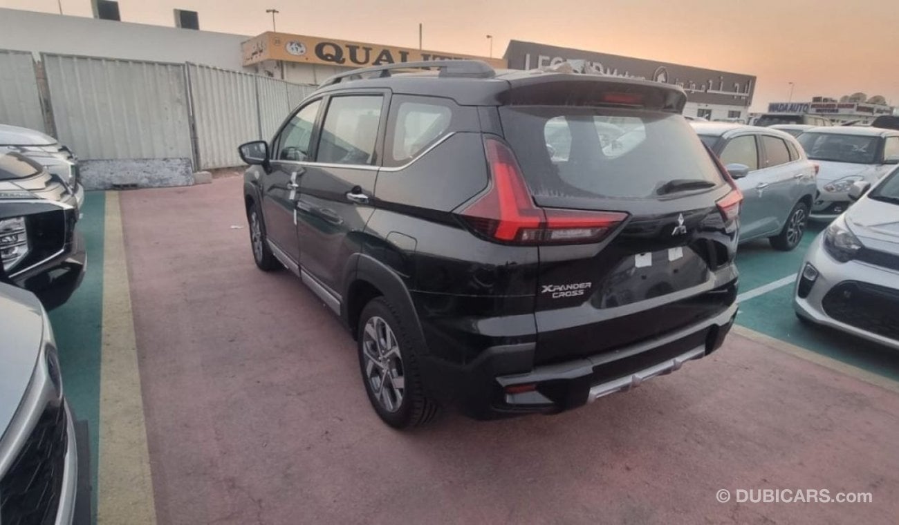 Mitsubishi Xpander 1.5   cross full option