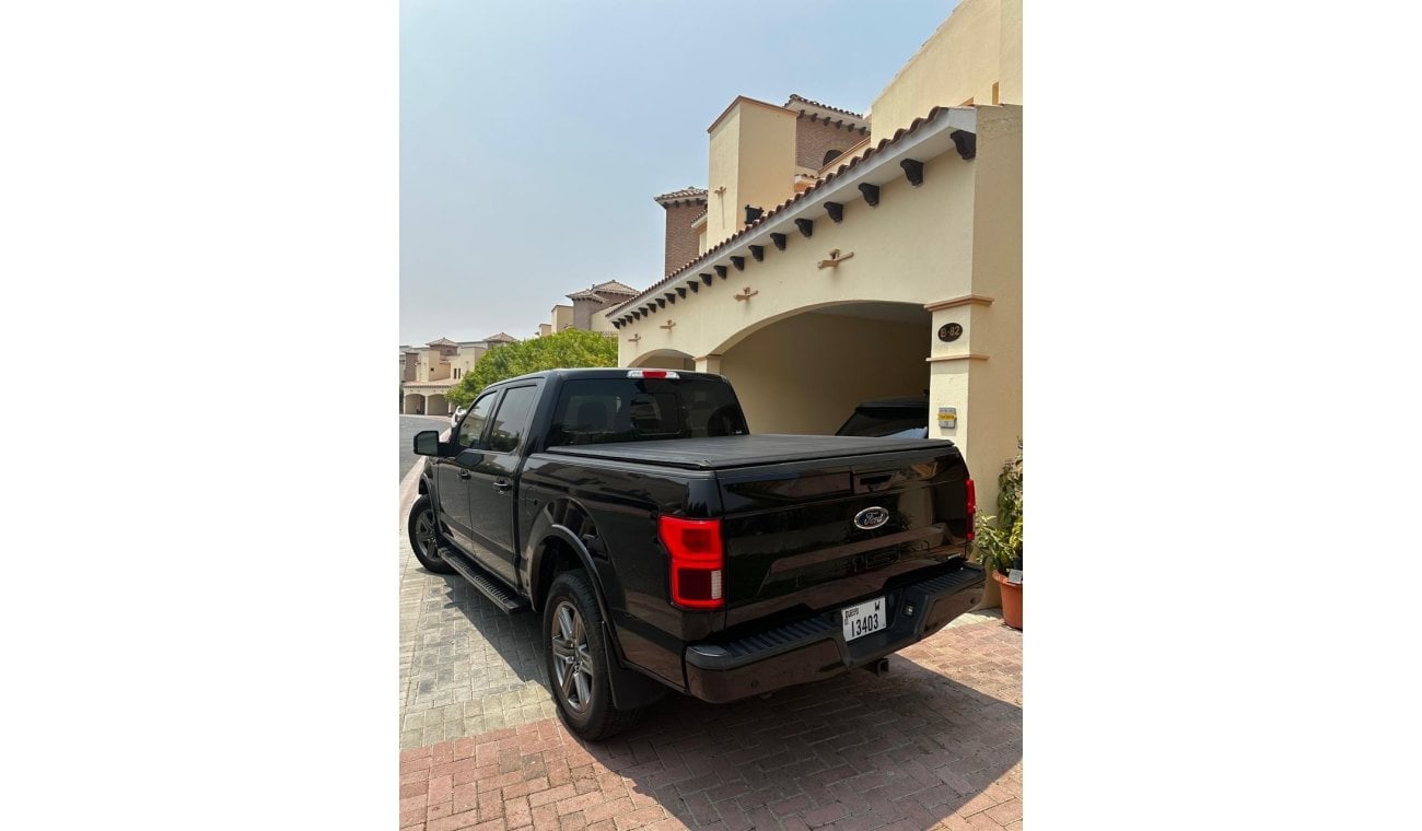 Ford F 150 FORD F150 LARIAT Full option , Leather Seats ,Automatic Seats , Panoramic Open Sunroof , Alloy Wheel