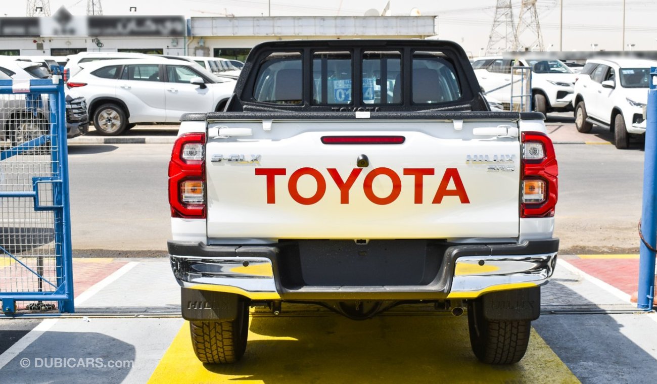 Toyota Hilux S-GLX SR5 2.7 Petrol A/T 4WD