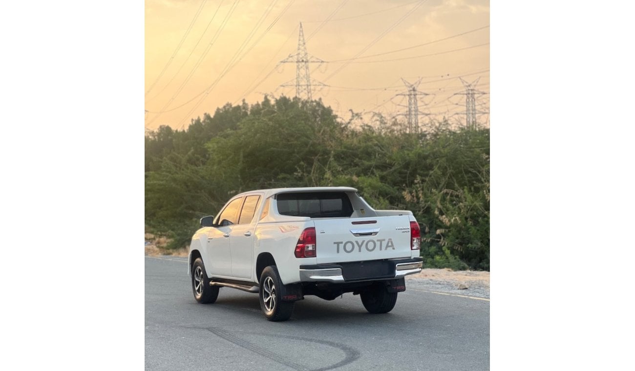 Toyota Hilux Toyota Hilux pickup 2018 V6 petrol left hand Drive very neat and clean perfect condition