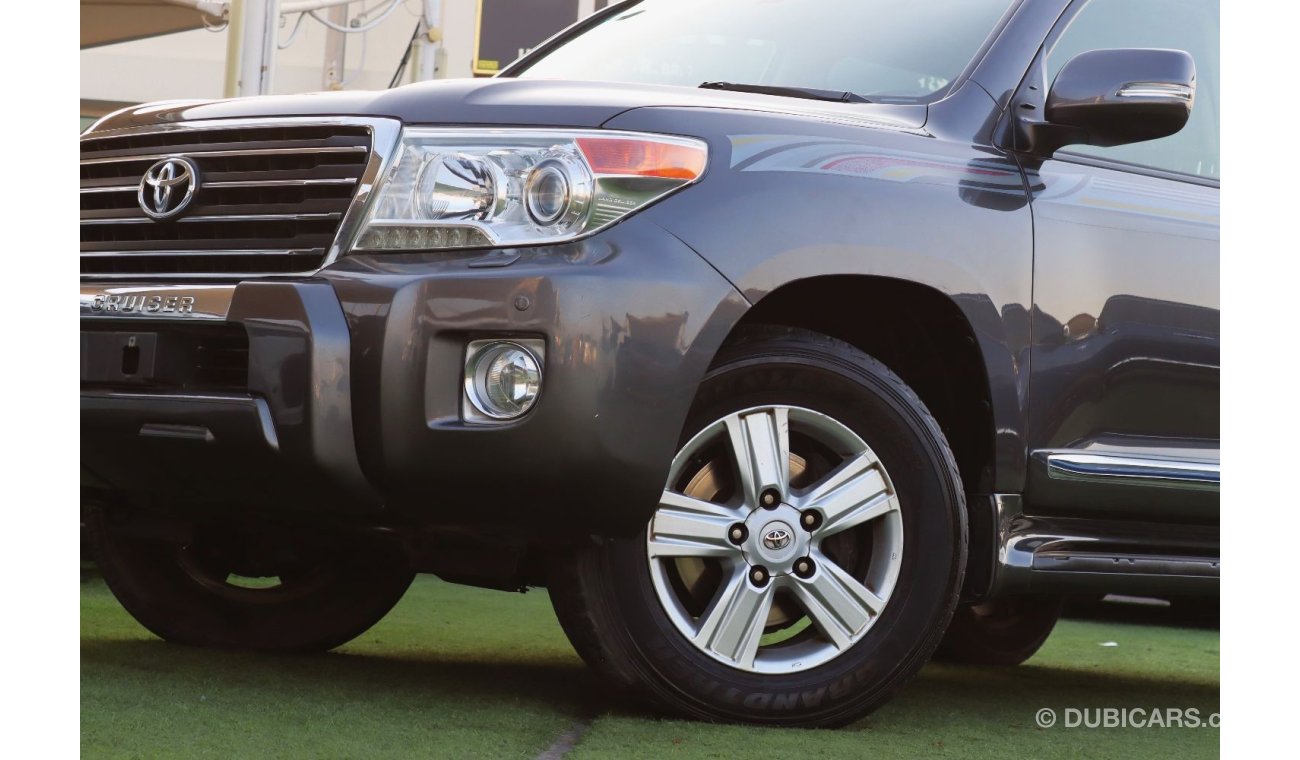 Toyota Land Cruiser GXR