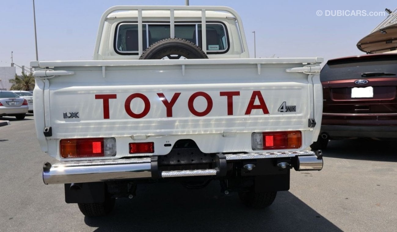 تويوتا لاند كروزر بيك آب 2024YM Toyota LC79 DC 2.8L AT  Full option with cool box