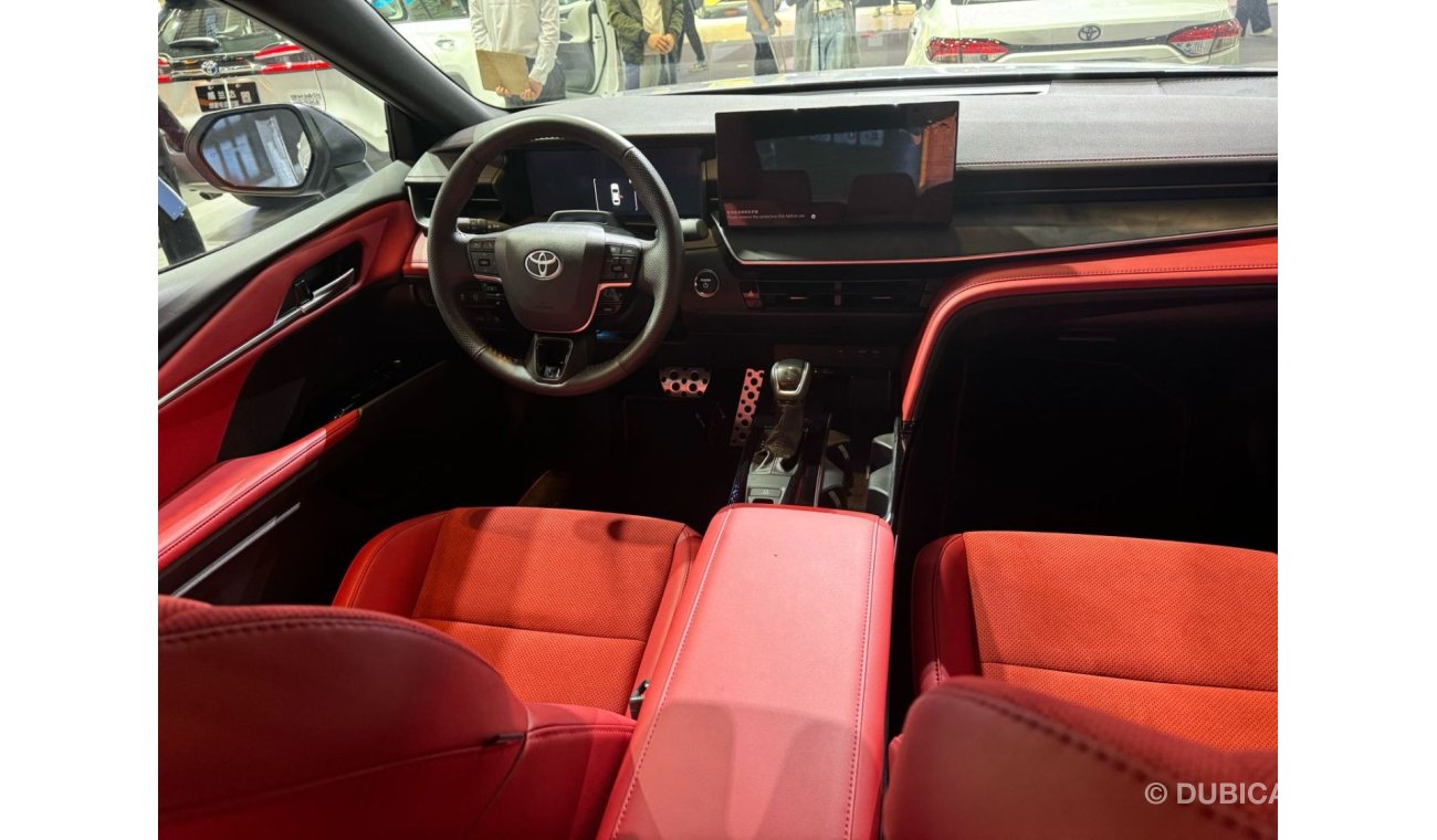 تويوتا كامري Toyota Camry Hybrid 2.0 HEV 2024