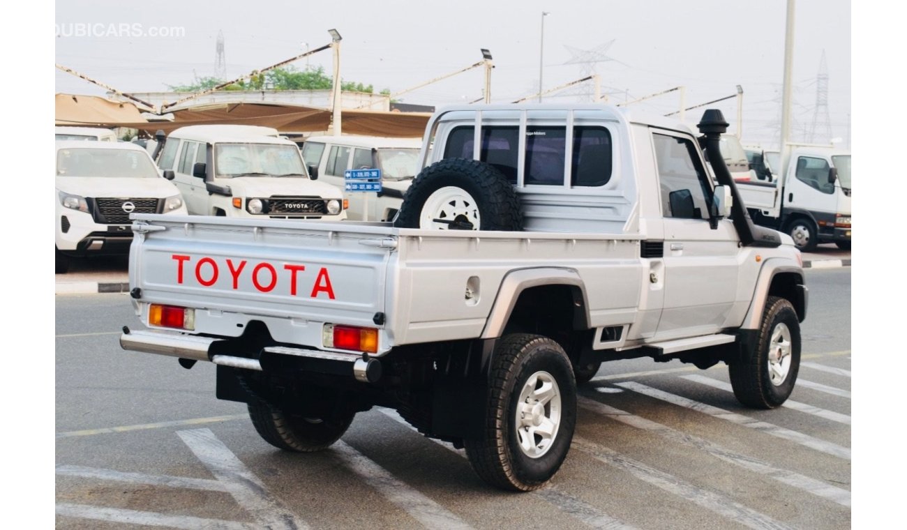 تويوتا لاند كروزر بيك آب Toyota landcuriser pickup 2015 single cabine Diesel Right hand Drive