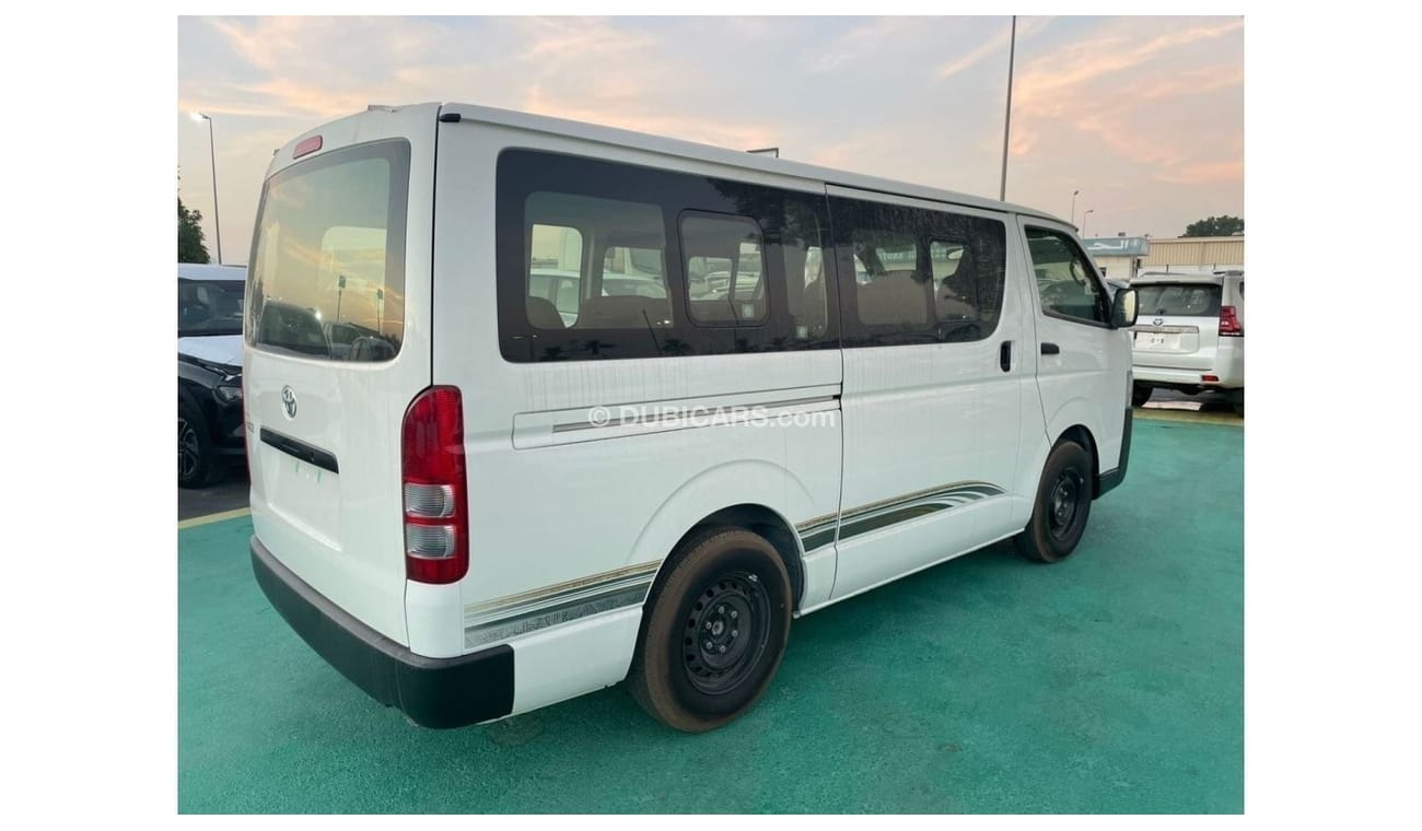 تويوتا هاياس DLS ستاندرد روف بانل فان 2023 Toyota HIACE DLS -Standard Roof  (H300), 3dr Van, 2.8L 4cyl Diesel, Ma