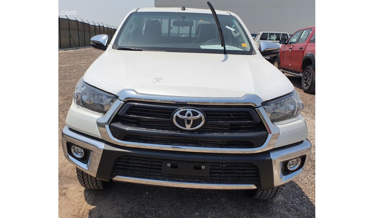 Toyota Hilux DC DIESEL 2.4L 4x4 STD 6MT